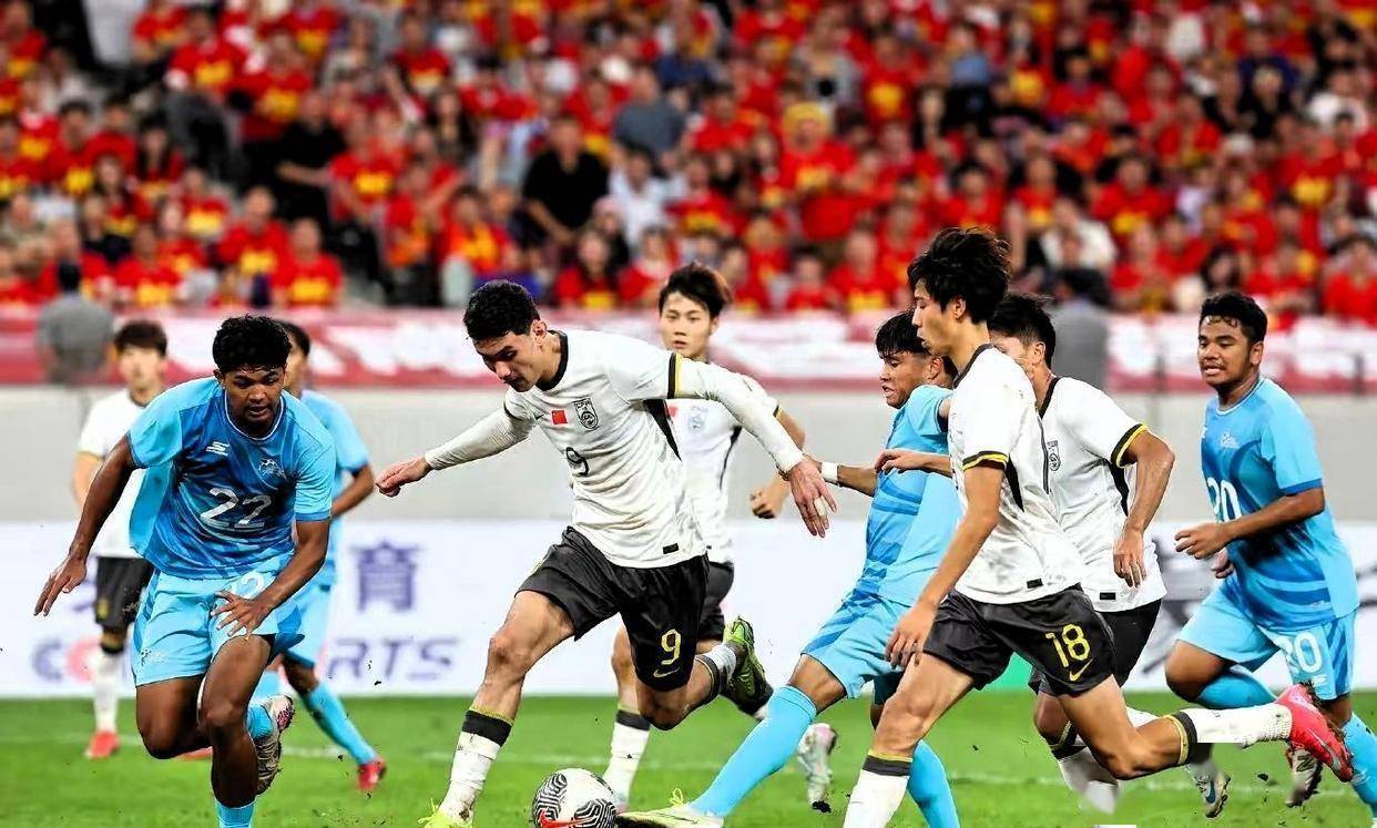 开元棋牌下载-关于劲爆对决：亚洲球队奋勇争先，赢得赛场上的胜利的信息