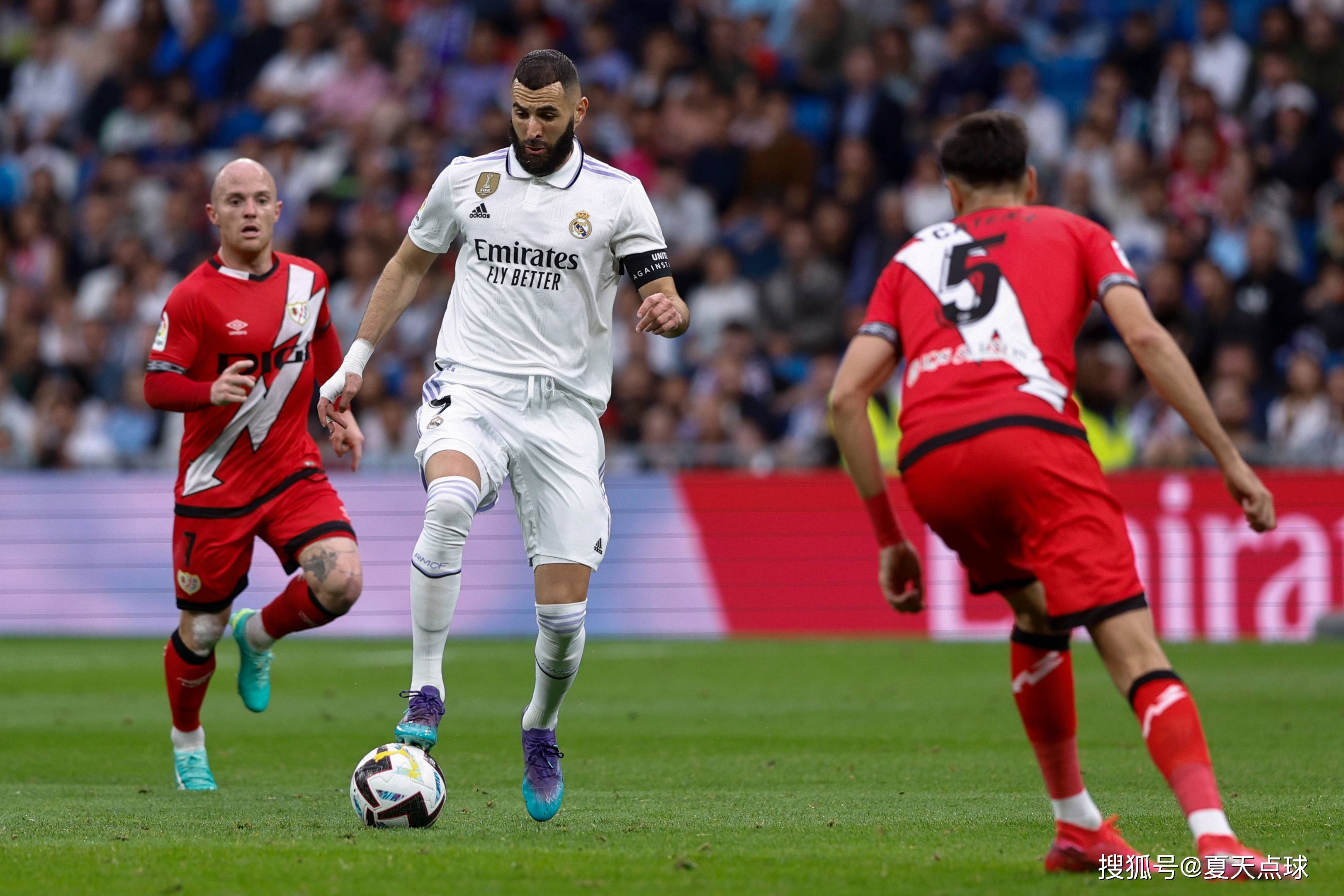 开元棋牌官网-皇马主场演绎强势，轻松击败对手(皇马主场演绎强势,轻松击败对手的是谁)